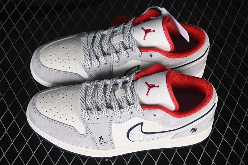 All categories Air Jordan Jordan series basketball shoes Air Jordan 1 Low High-end customized low-top sneakers Air Jordan 1 Low AJ1 Joe 1 horse-shaped relief High-end customized low-top retro basketball shoes JY6988-136